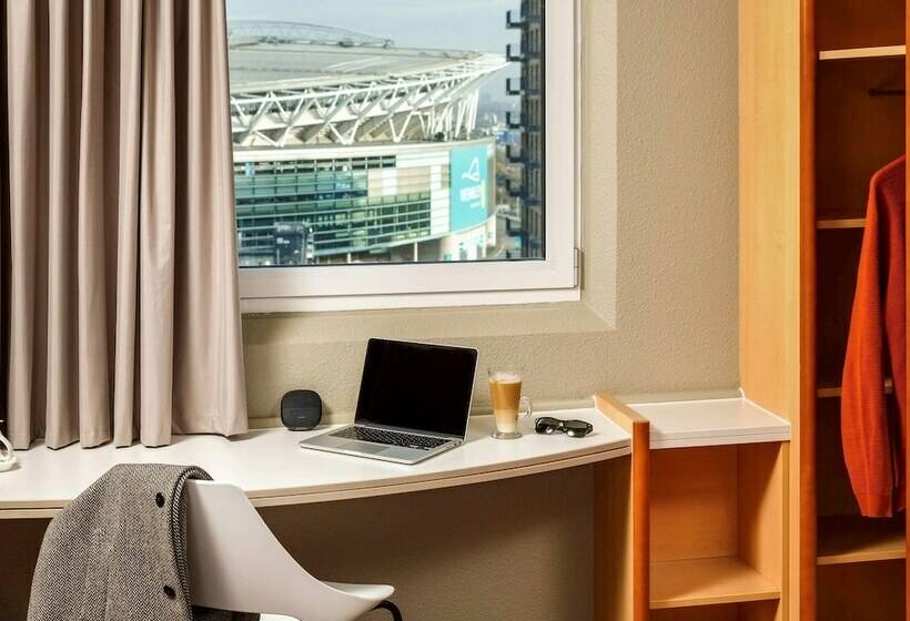 Семейный Номер, Ibis London Wembley