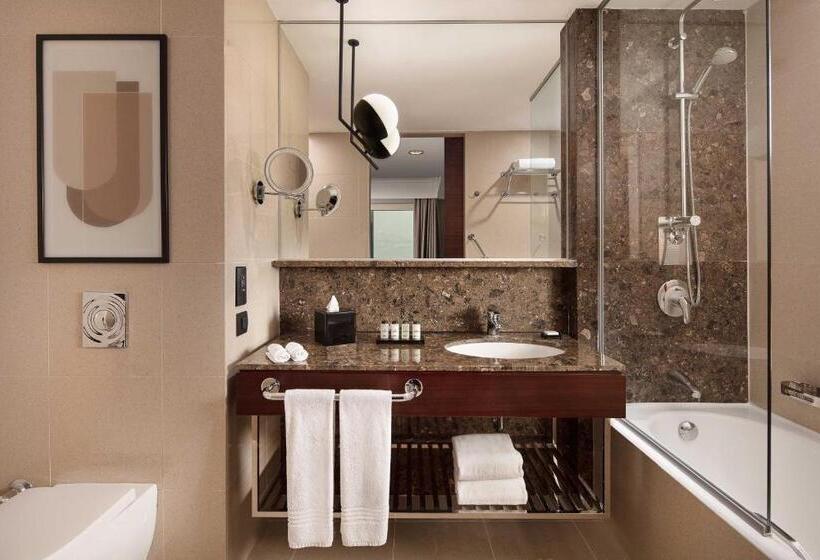 キングサイズベッドのエクゼクティブルーム, Sheraton Istanbul Levent