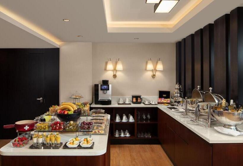 パノラミックビュースイート, Sheraton Istanbul Levent