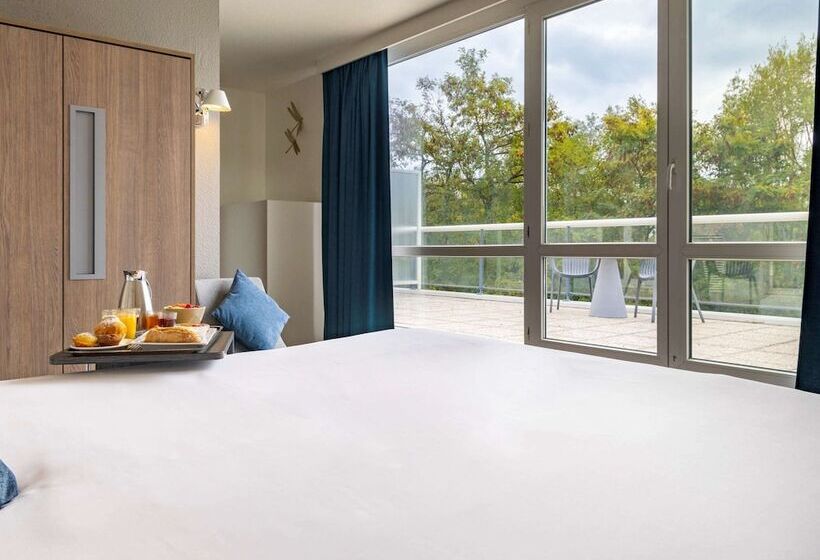 Номер Executive, Novotel Senart Golf De Greenparc
