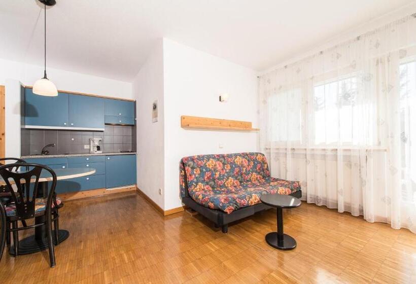 Апартаменты 1 Спальня с Балконом, Residence Auriga