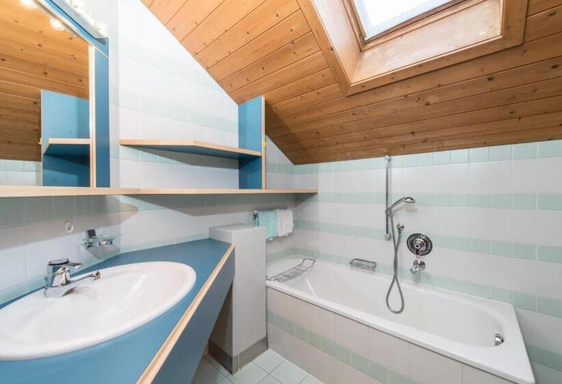 Апартаменты 1 Спальня, Residence Auriga