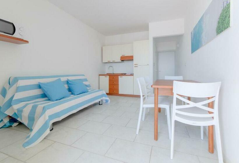 Апартаменты 1 Спальня Вид на Море, Spiaggia Bianca Apartments