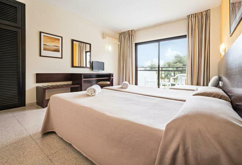 Номер Стандарт Трехместный, Azuline Hoteles Mar Amantis & Ii