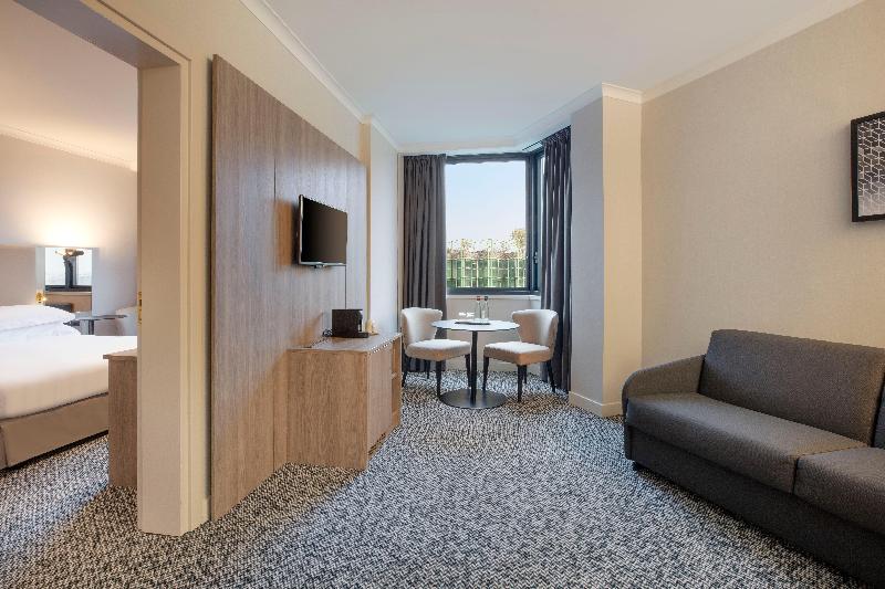 Люкс Дюплекс, Crowne Plaza Milan Linate, An Ihg