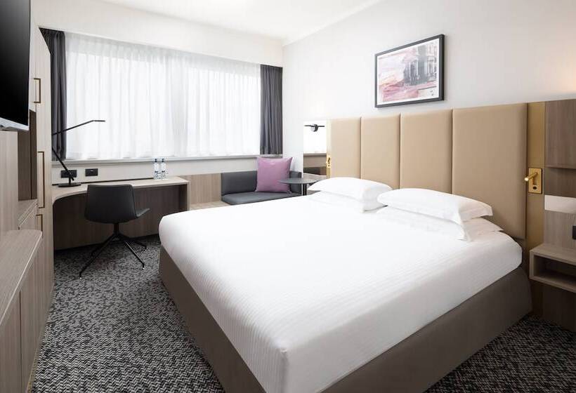 Номер Премиум, Crowne Plaza Milan Linate, An Ihg