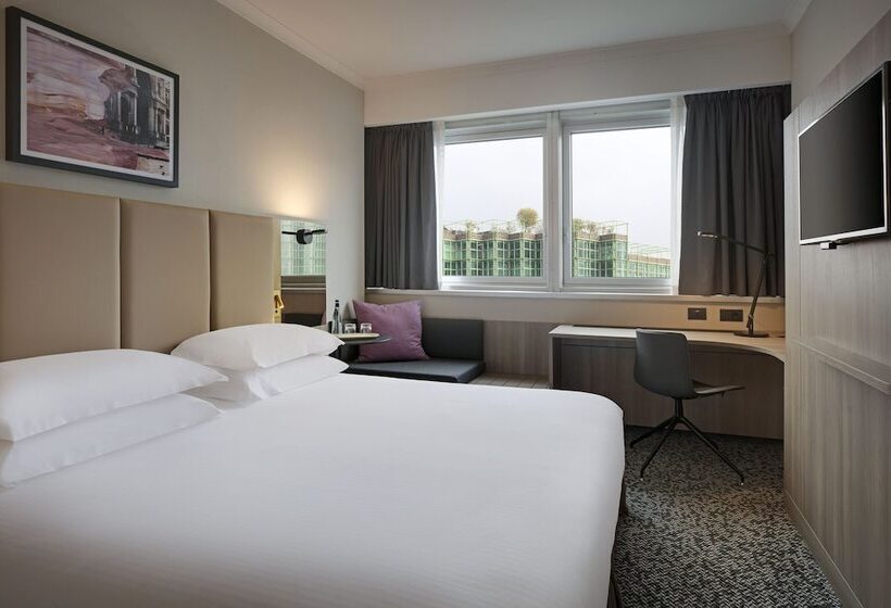 Номер Superior, Crowne Plaza Milan Linate, An Ihg