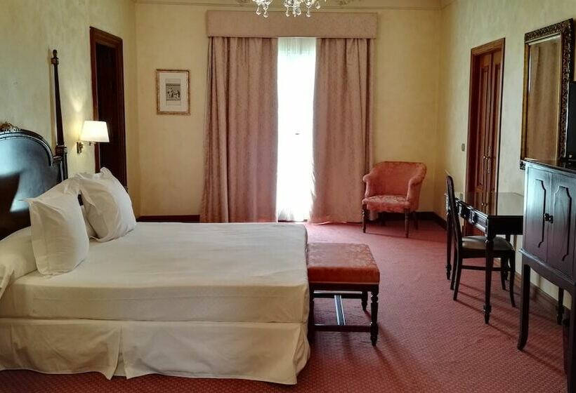 Junior Suite, Duques De Medinaceli