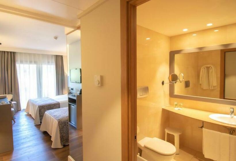 Четырехместный Номер Стандарт, Golden Bahia De Tossa & Spa 4 Sup