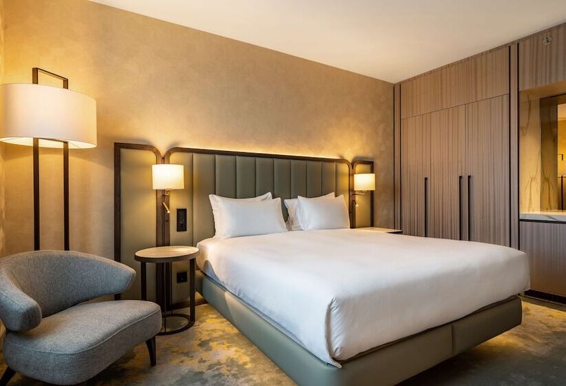 Номер Deluxe, Hilton Sofia