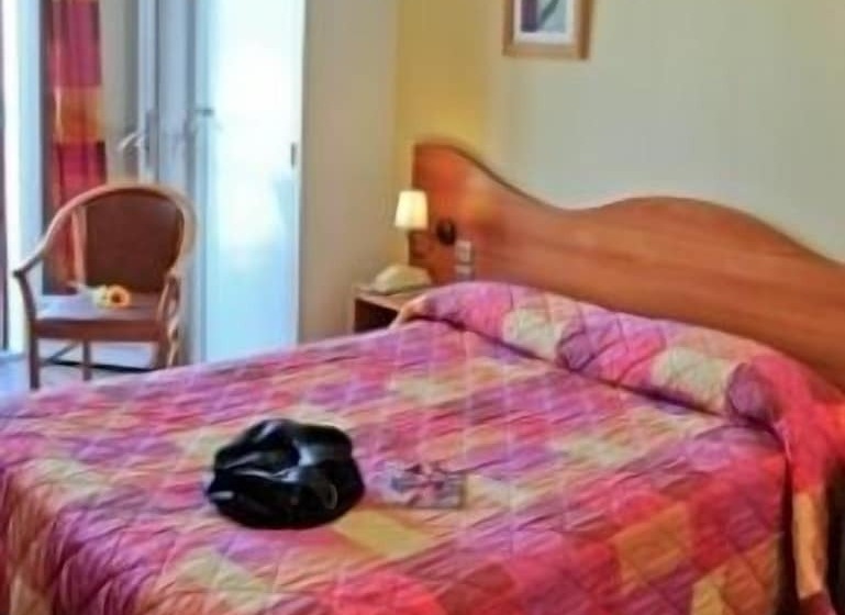 Номер Стандарт, Hôtel Ramuntcho