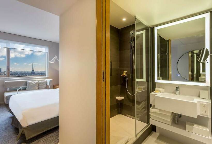 اتاق لوکس با چشم‌انداز, Hyatt Regency Paris Etoile