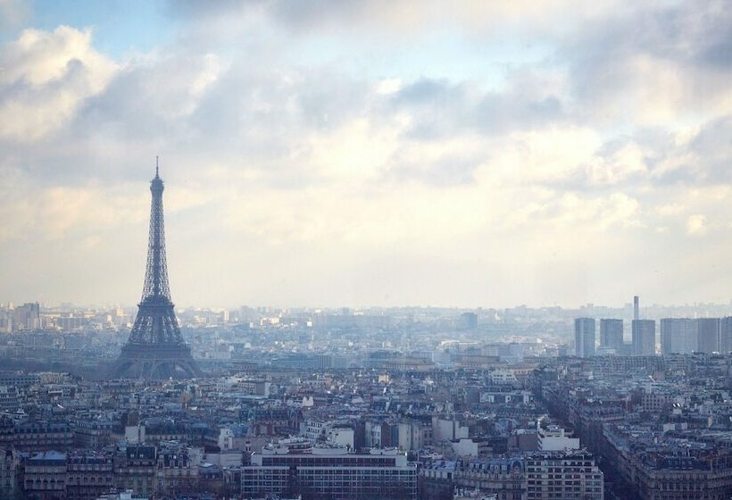 اتاق کلاب, Hyatt Regency Paris Etoile