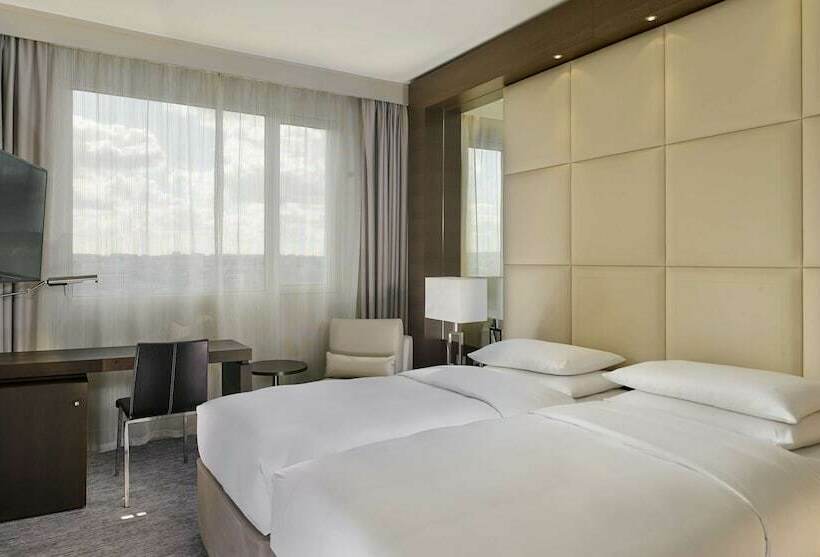 اتاق استاندارد, Hyatt Regency Paris Etoile