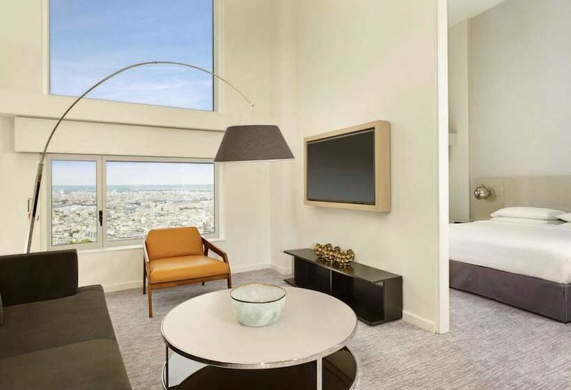 سوییت, Hyatt Regency Paris Etoile