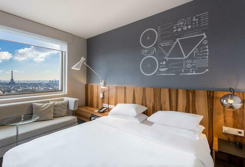 Club Room King Bed, Hyatt Regency Paris Etoile