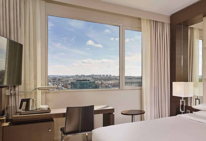 اتاق استاندارد, Hyatt Regency Paris Etoile