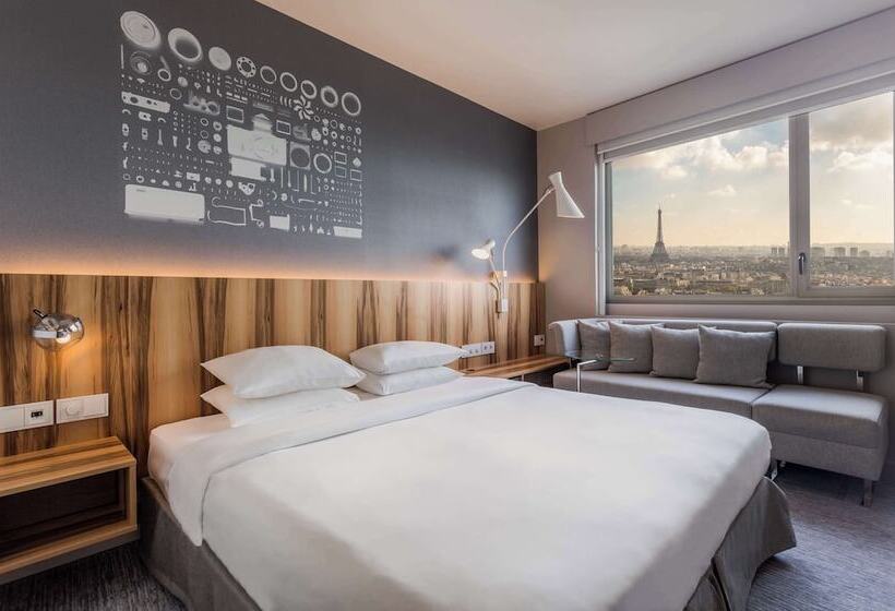 سوییت, Hyatt Regency Paris Etoile