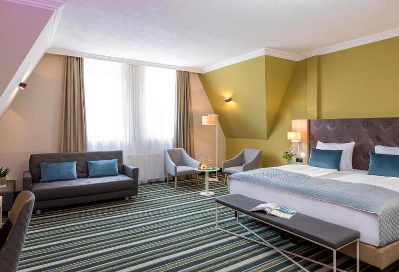 수피리어 트리플 룸, Leonardo Hotel Budapest