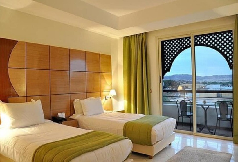 标准间, Menzeh Zalagh City Center