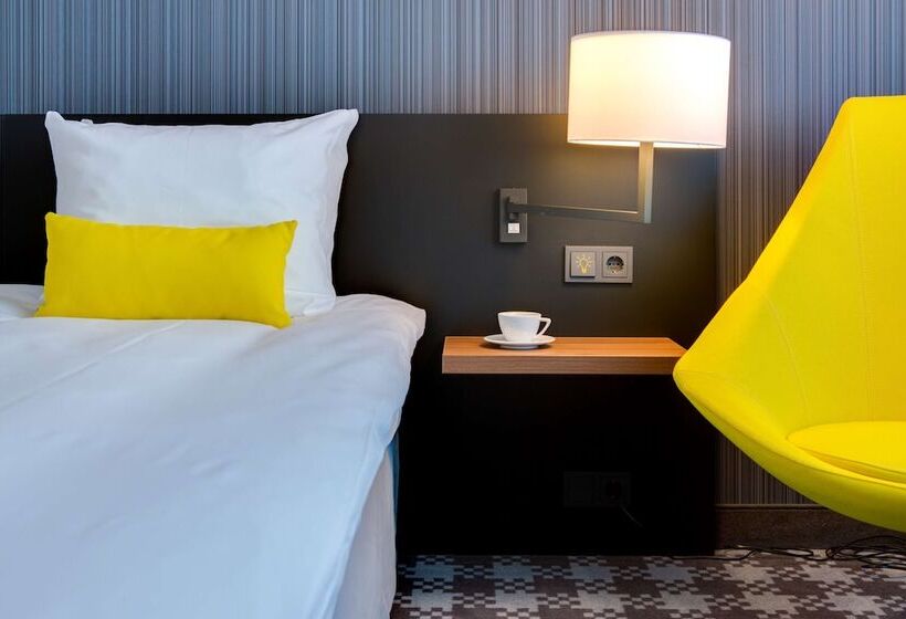 Полулюкс, Radisson Blu Hotel Amsterdam Airport, Schiphol