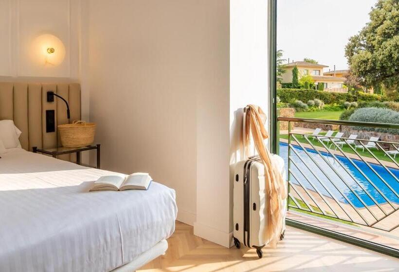 Номер Стандарт, Torremirona Golf & Spa