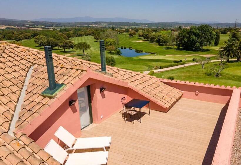 Полулюкс, Torremirona Golf & Spa
