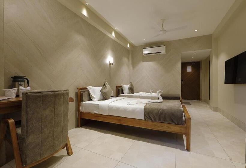 高级大房间, Artilla Inn