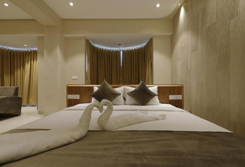 带大床的标准间, Artilla Inn