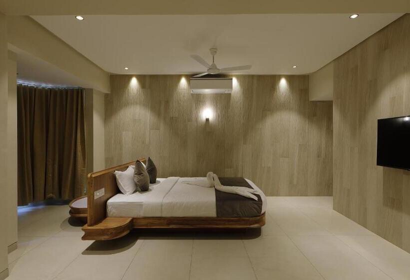 带大床的标准间, Artilla Inn