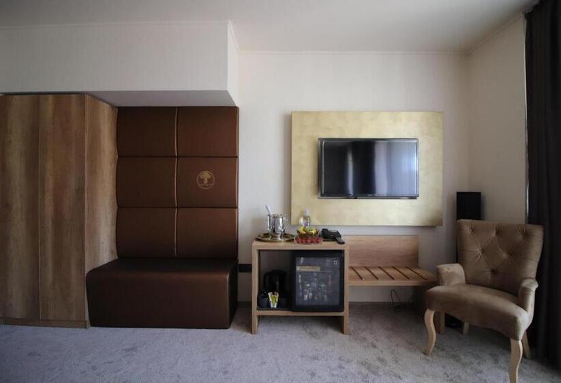 Люкс с гидромассажем, Baobab Suites