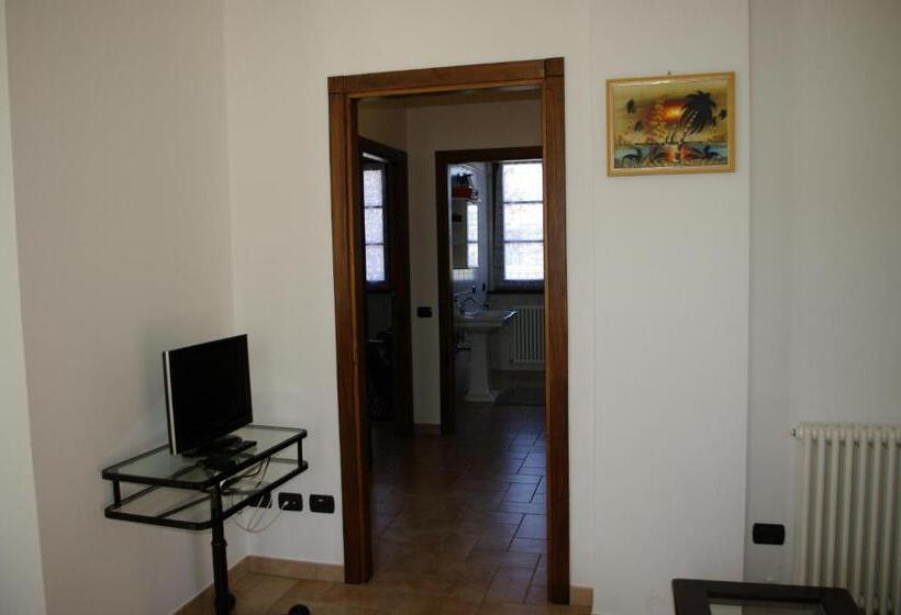 침실 2개 아파트, Agriturismo Il Falco