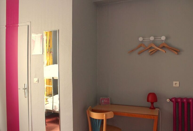 スタンダード４人部屋, Arty Paris Porte De Versailles By River