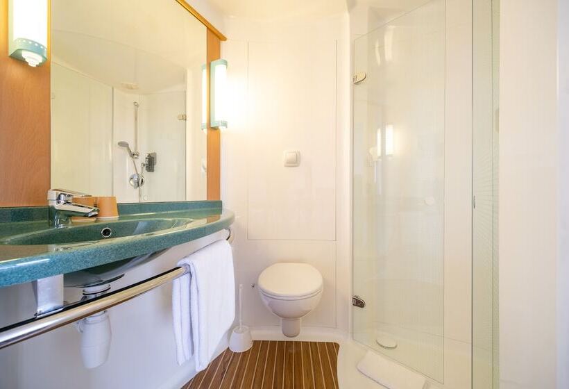 Номер Стандарт, B&B Hotel Calais Terminal Cité de l'Europe 3 étoiles