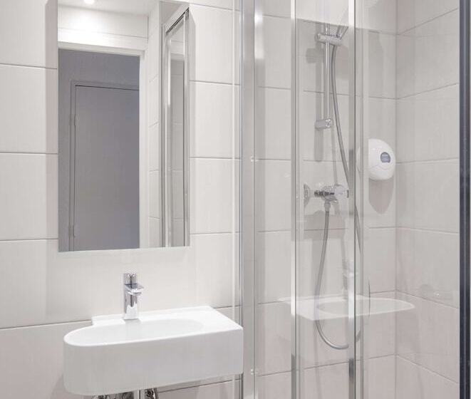 Номер Комфорт, Premiere Classe Lyon Centre Gare Part Dieu