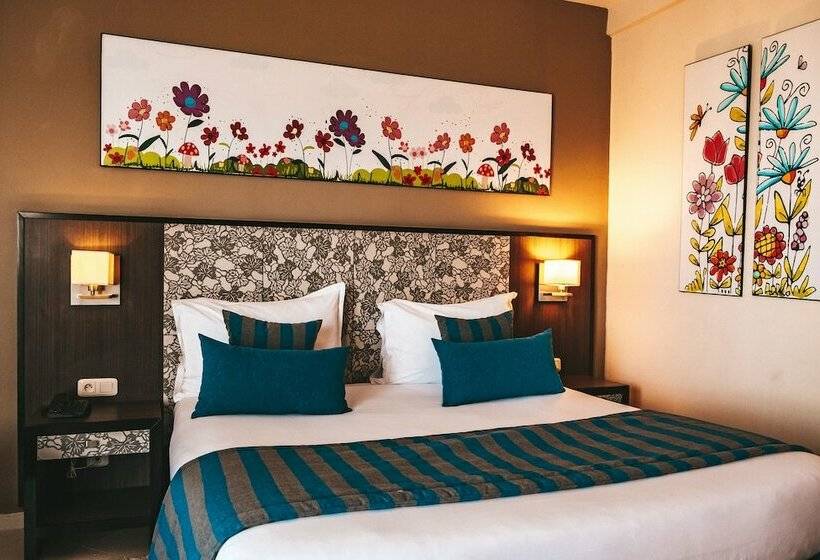 Triple Room Sea View, Rosa Beach Thalasso and Spa