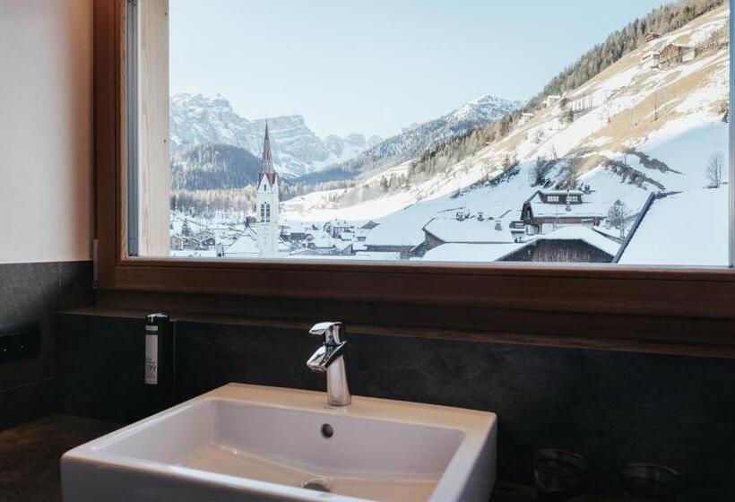 Номер Стандарт, Berghotel Sanví