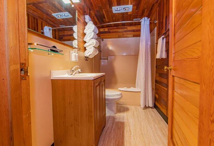 Семейный Номер, Cooper Spur Mountain Resort