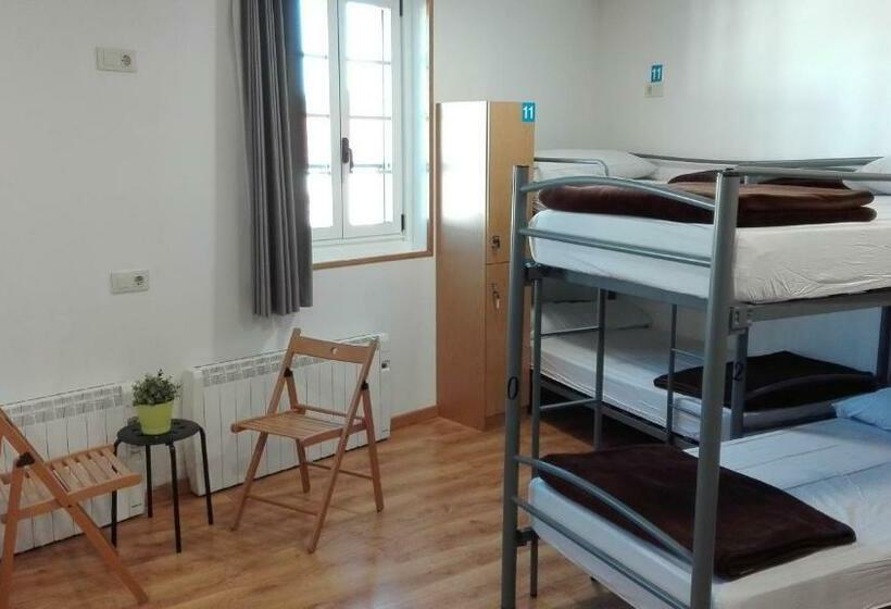 Кровать в Общей Комнате, Albergue Boente