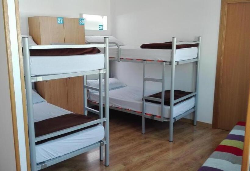 Четырехместный Номер Стандарт, Albergue Boente