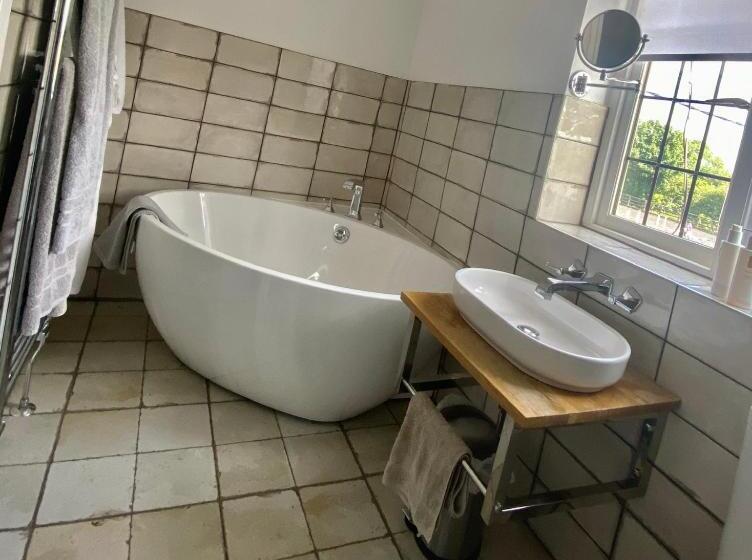 Номер Deluxe, Chadwell Hill Farm
