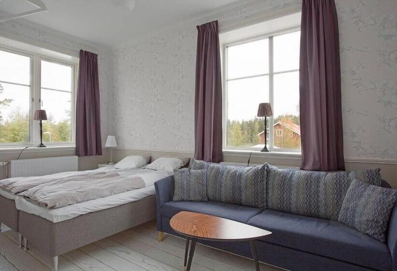 Семейный Номер, Norrfly Herrgård