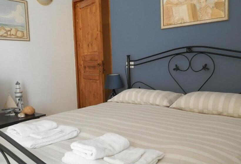 غرفة قياسية ثلاثية, Agriturismo Salento D'arare