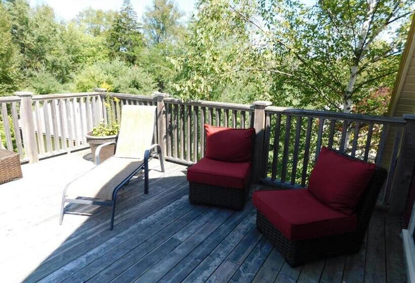 Люкс Повышенной Комфортности, Dominion Hill Country Inn
