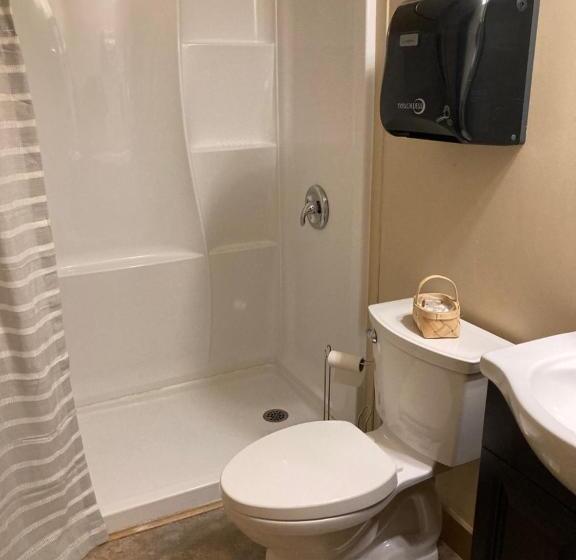 Люкс Повышенной Комфортности, Dominion Hill Country Inn
