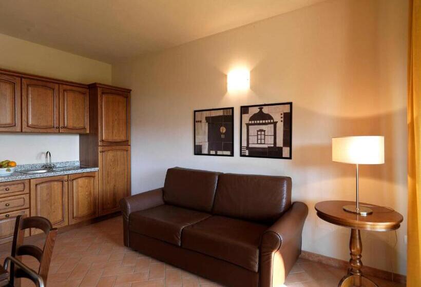 Апартаменты 2 Спальни, Le Corti Del Sole Residence