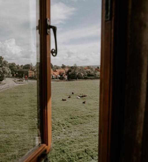 Номер Стандарт, Allington Manor