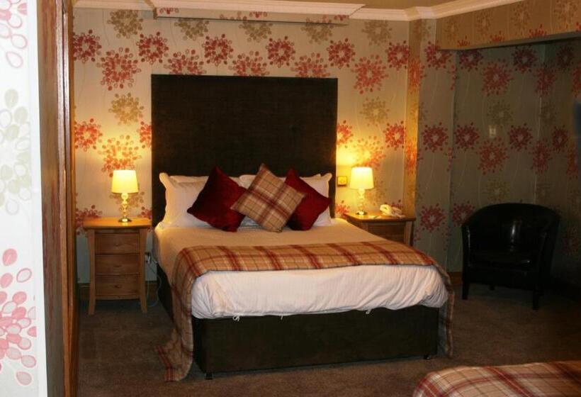 Family Suite, Royal Court