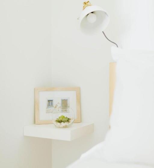 Люкс, Naramata Courtyard Suites
