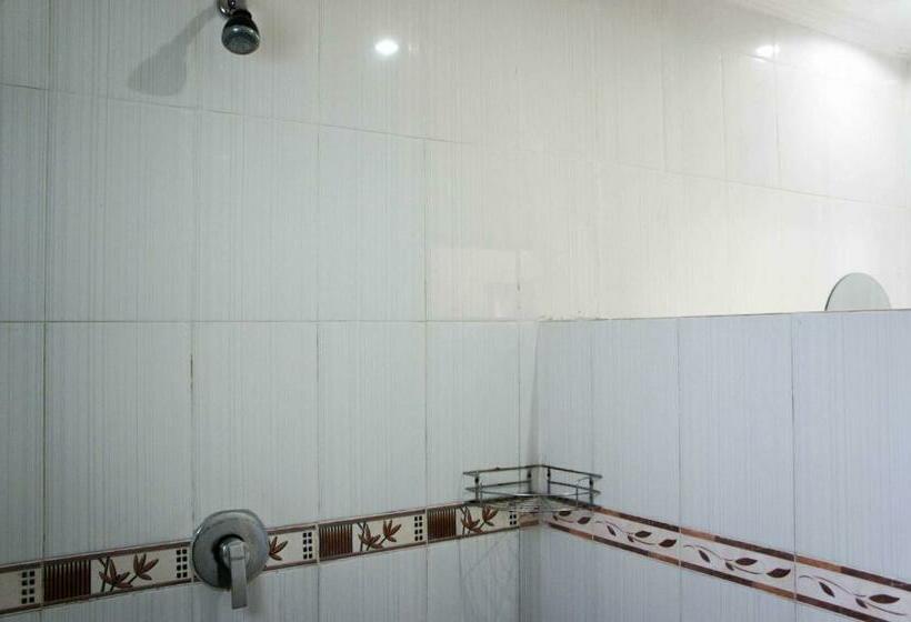 스탠다드 룸, Adi Homestay